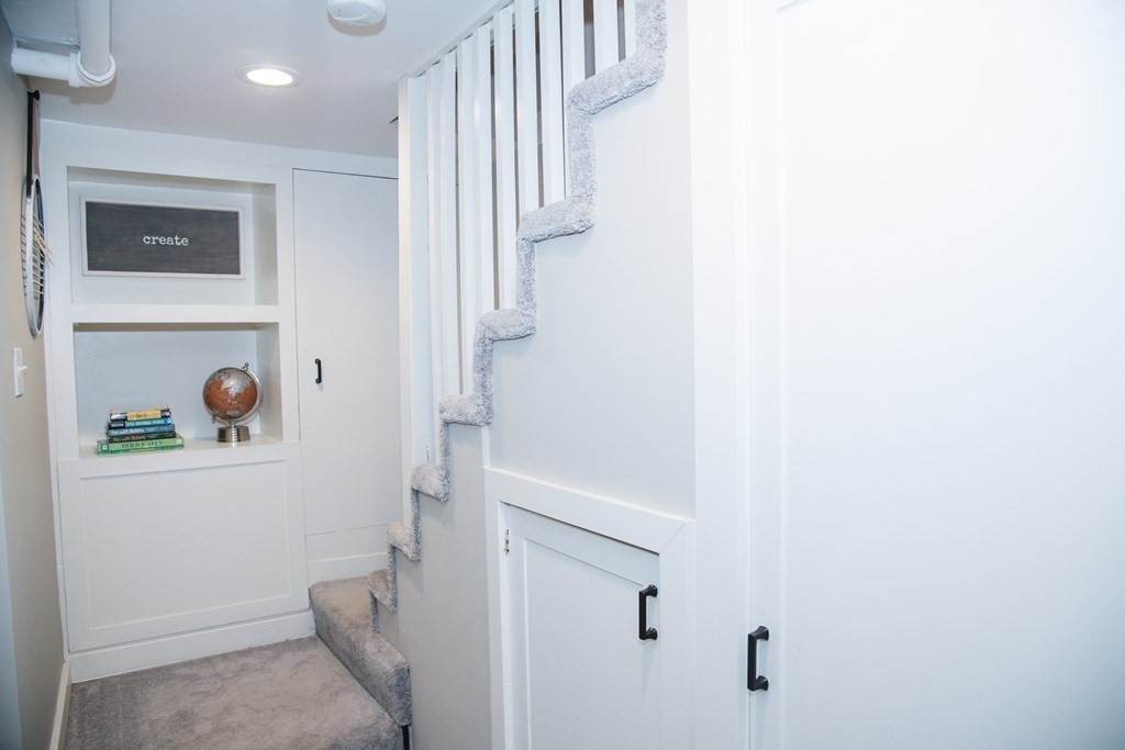 1045 Brook Road Milton, MA 02186 - Photo 27 of 40