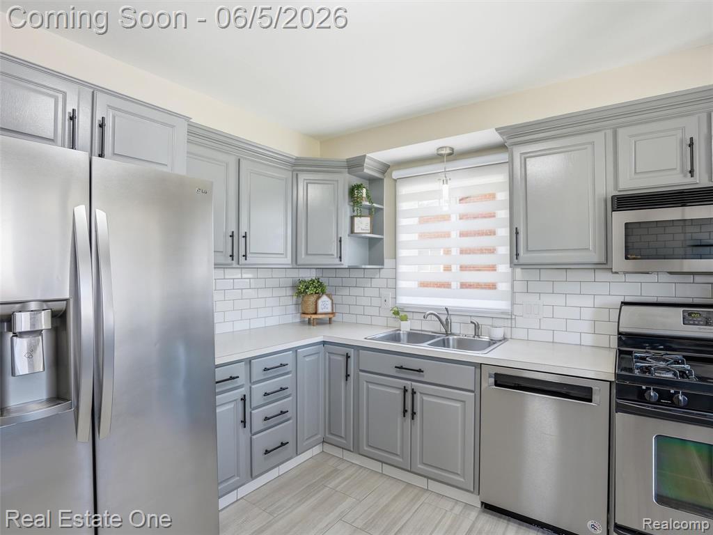4603 East Thirteen Mile Road Warren, MI 48092 - Photo 11 of 33