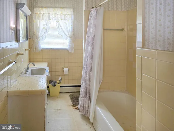$199,900 | 105 Lakeview Drive, Salisbury, MD 21804