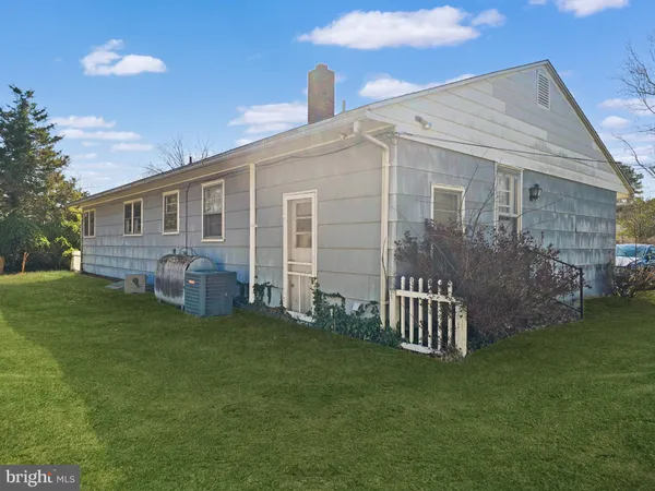 $199,900 | 105 Lakeview Drive, Salisbury, MD 21804