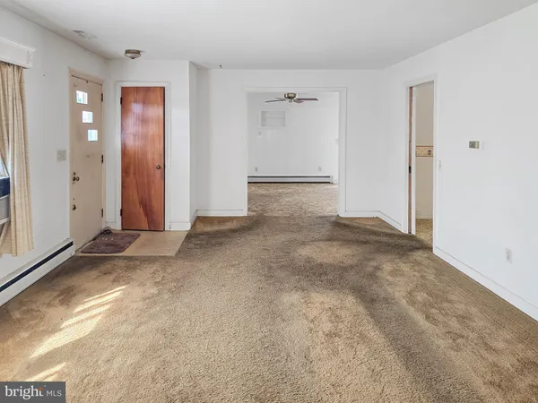 $199,900 | 105 Lakeview Drive, Salisbury, MD 21804