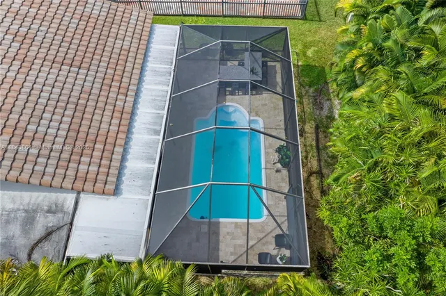 $595,000 | 19654 Back 9 Drive, Boca Raton, FL 33498