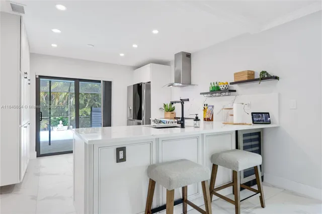 $595,000 | 19654 Back 9 Drive, Boca Raton, FL 33498