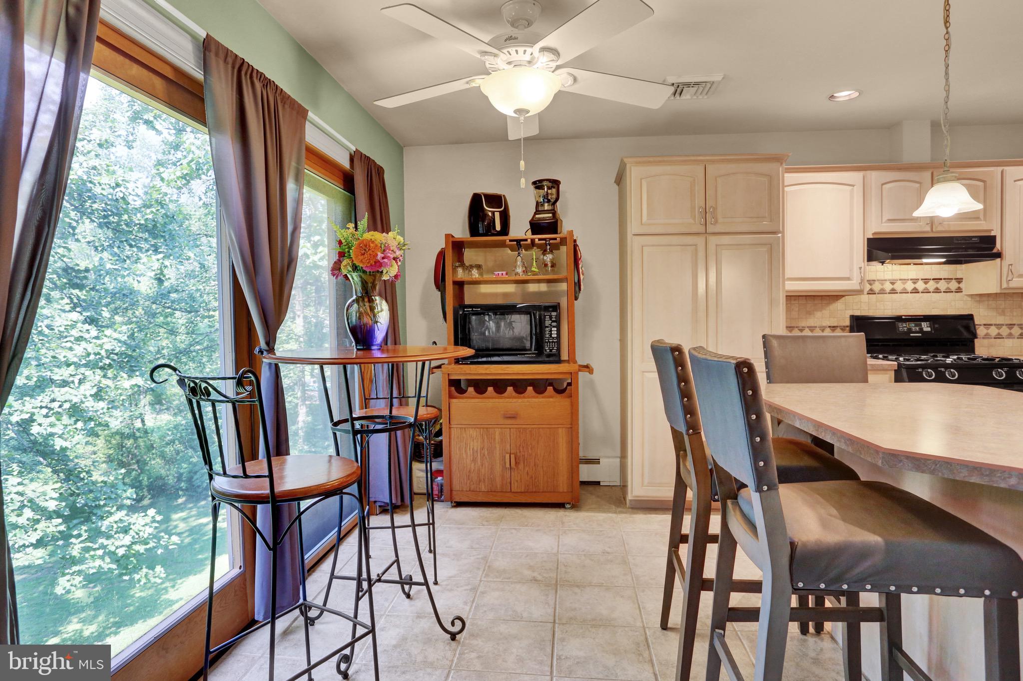 136 Red Well Road New Holland, PA 17557 - Photo 16 of 37 Gallery Image 16
