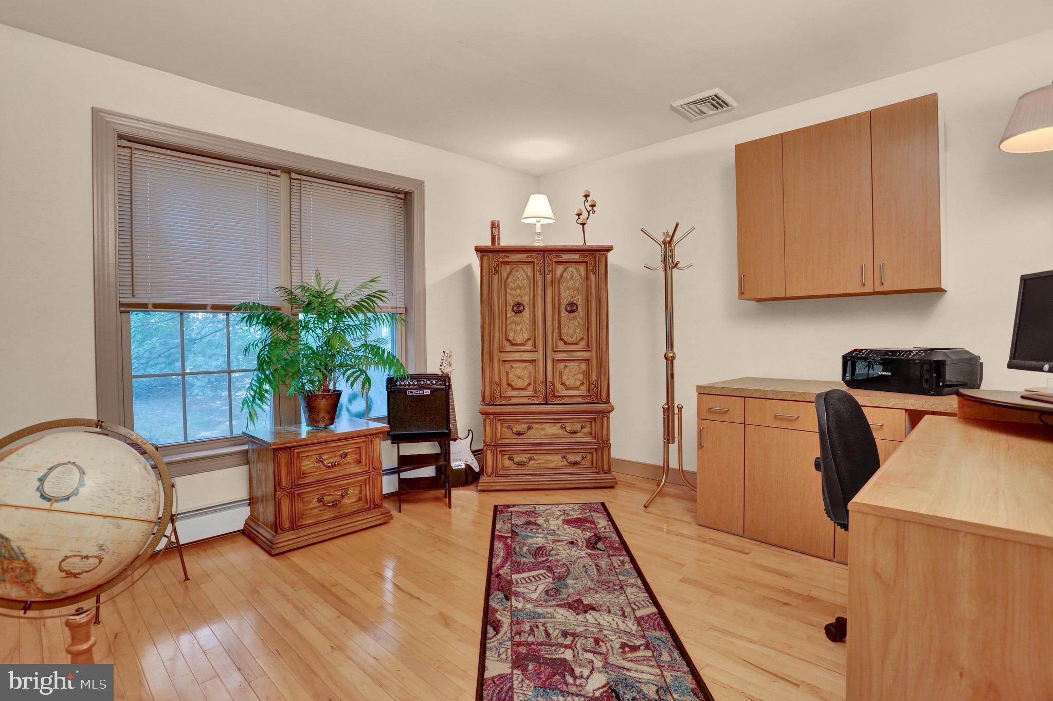 136 Red Well Road New Holland, PA 17557 - Photo 25 of 37 Gallery Image 25