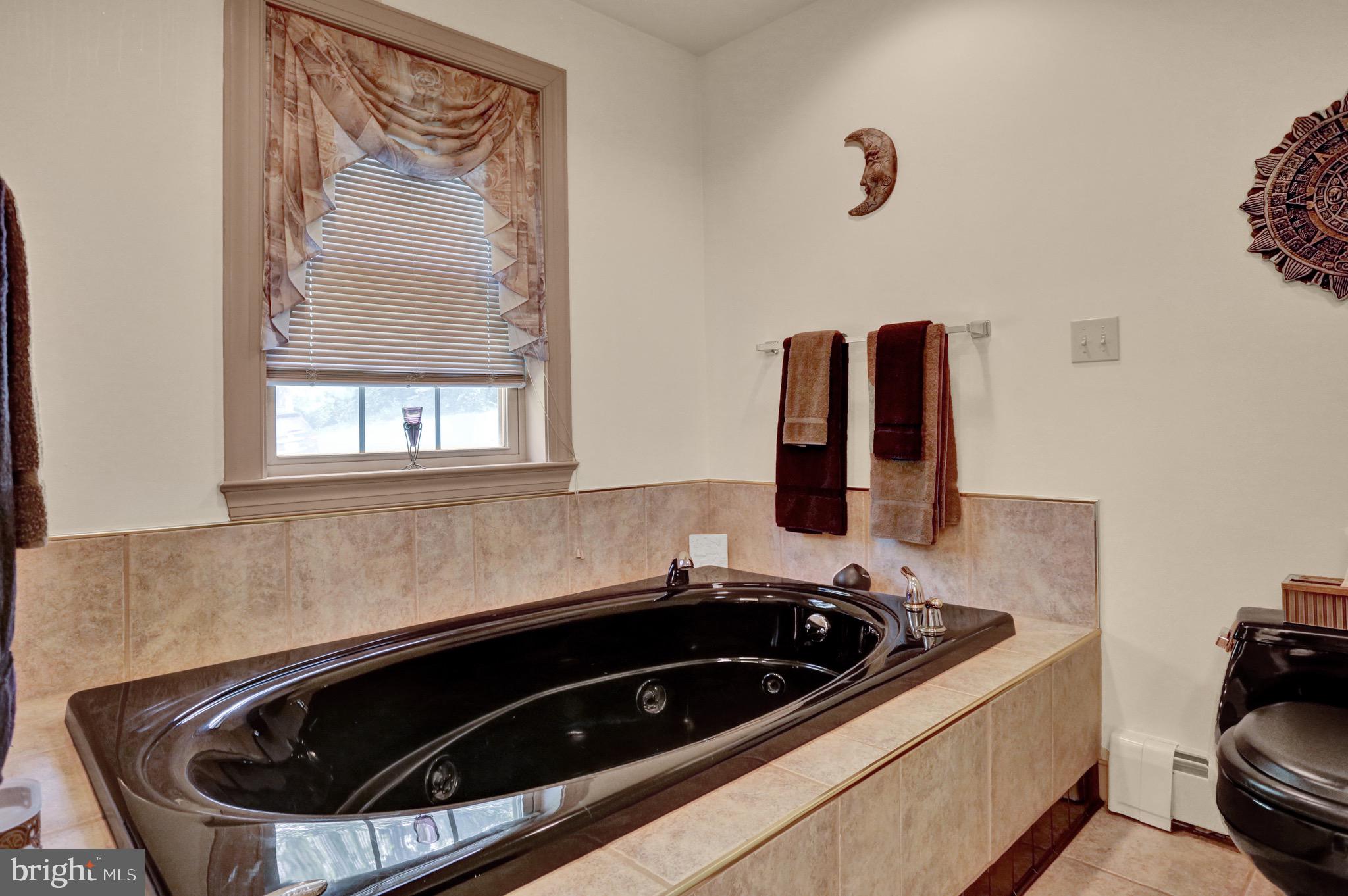 136 Red Well Road New Holland, PA 17557 - Photo 30 of 37 Gallery Image 30