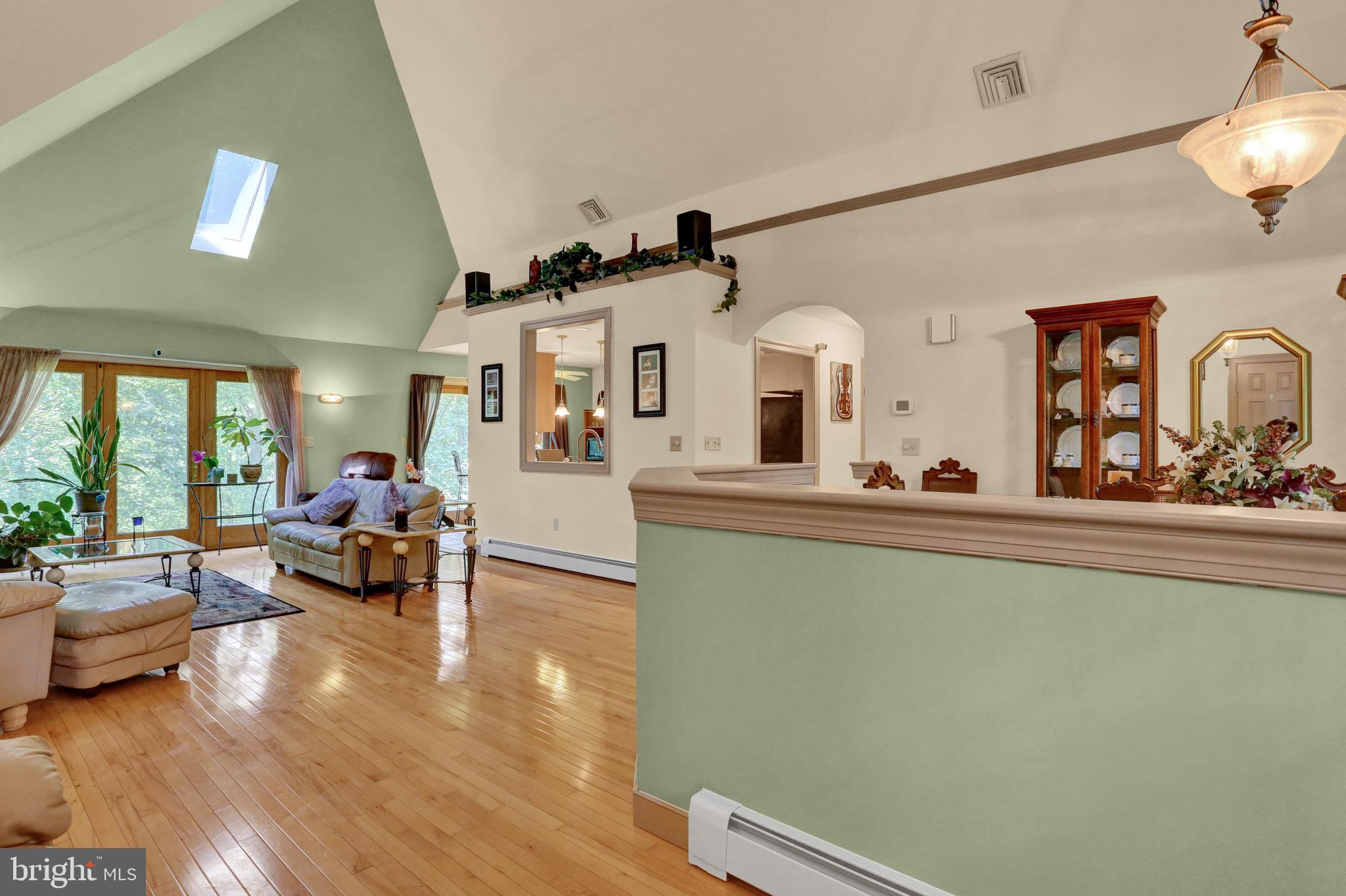 136 Red Well Road New Holland, PA 17557 - Photo 7 of 37 Gallery Image 7