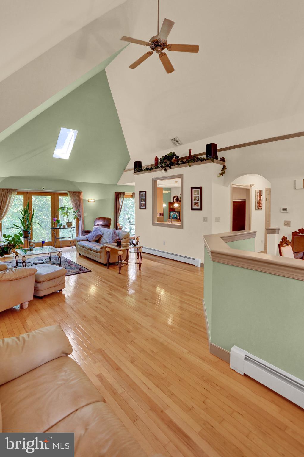 136 Red Well Road New Holland, PA 17557 - Photo 8 of 37 Gallery Image 8