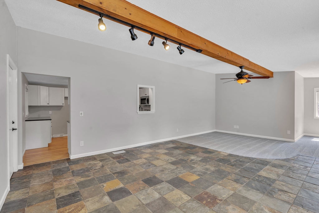 52 Bairdcrest Road Springfield, MA 01118 - Photo 13 of 26
