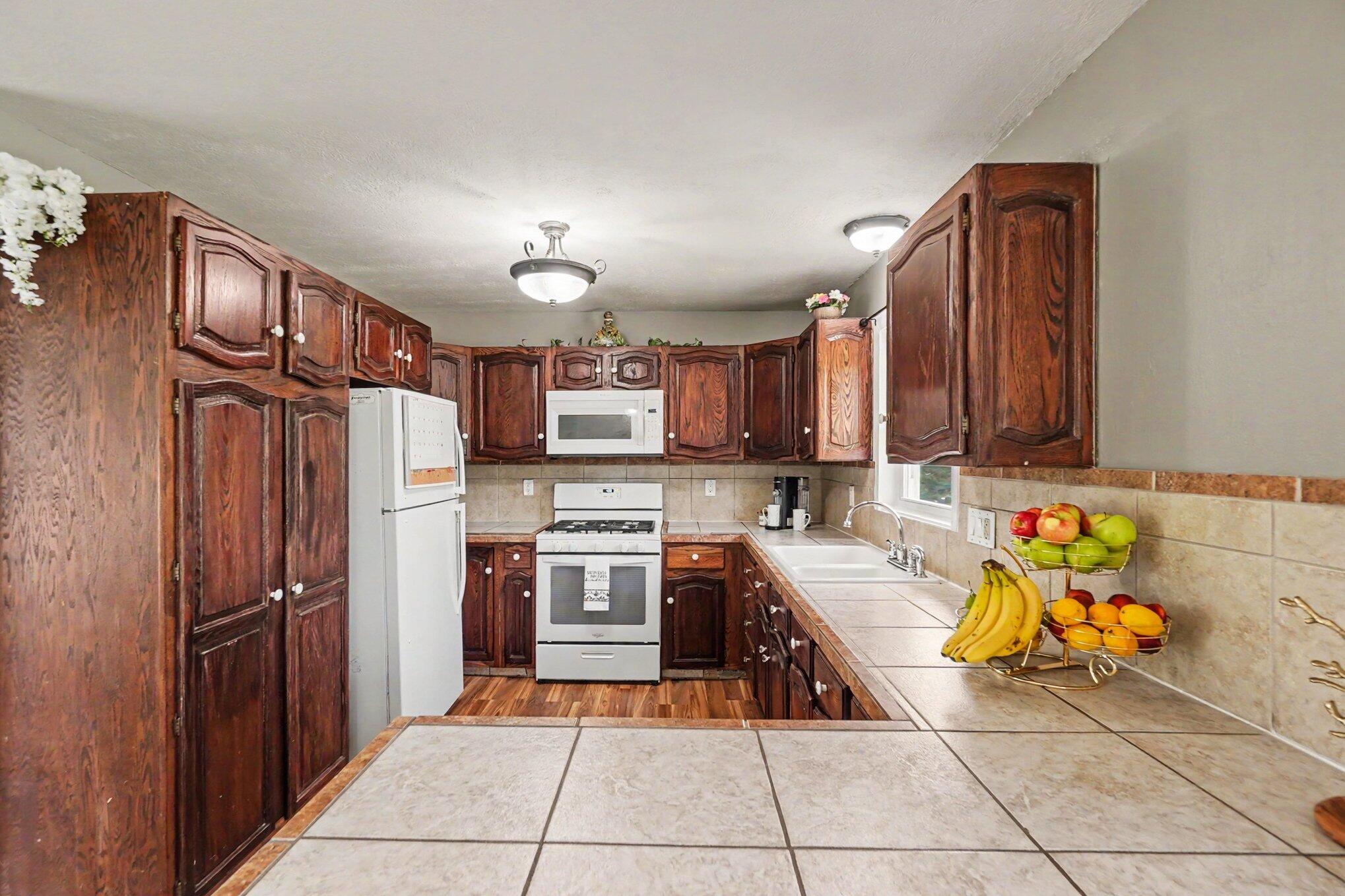 6022 13 Mile Road Remus, MI 49340 - Photo 10 of 26 018_file_6113
