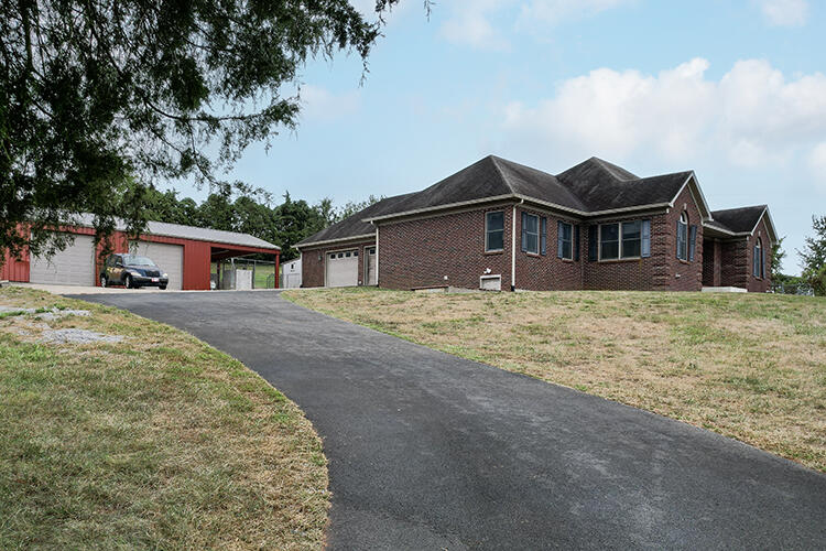 776 Paper Mill Road Lancaster, KY 40444 - Photo 45 of 46 11