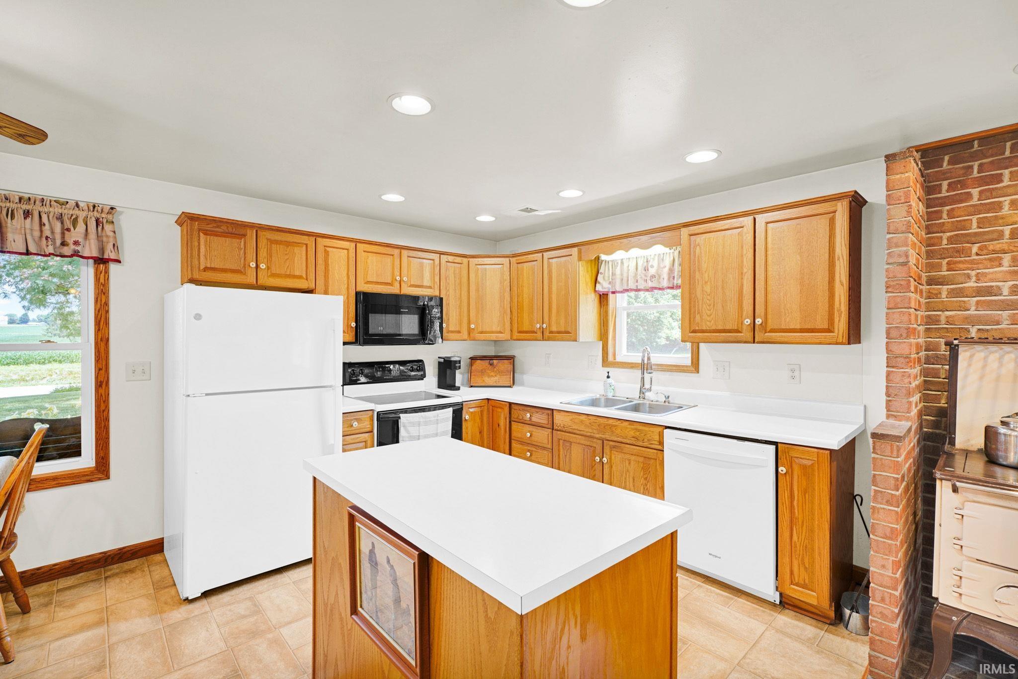 4800 Shireman Road Poseyville, IN 47633 - Photo 8 of 46