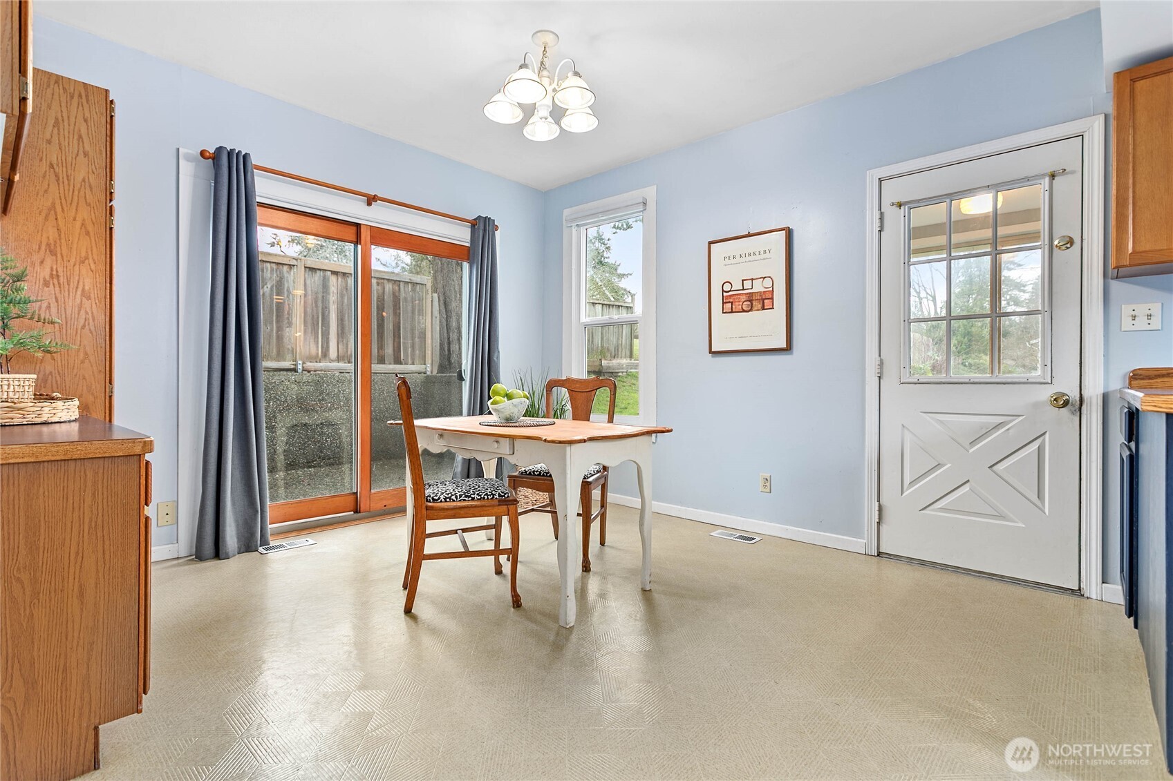 3820 Ohio Street Bellingham, WA 98229 - Photo 16 of 40 a dining room with furniture and window
