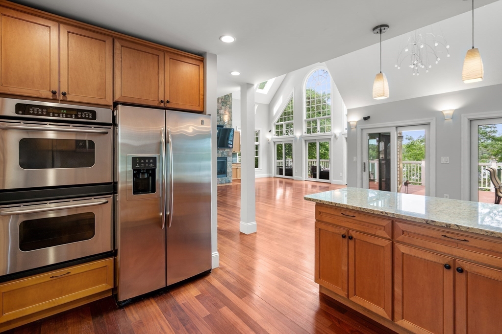 10 Shore Road Plymouth, MA 02360 - Photo 14 of 42