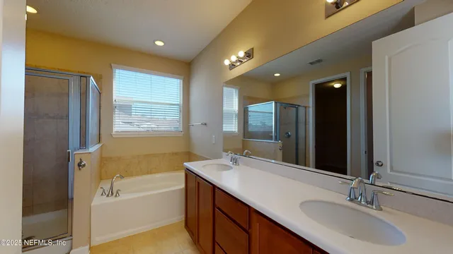 $2,250 | 15858 Lexington Park Boulevard, Jacksonville, FL 32218