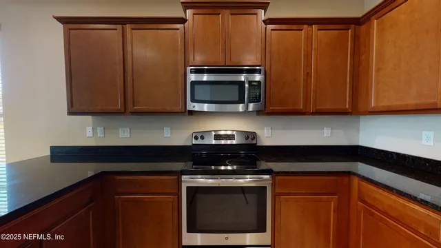 $2,250 | 15858 Lexington Park Boulevard, Jacksonville, FL 32218