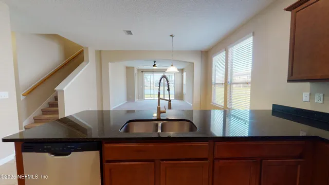 $2,250 | 15858 Lexington Park Boulevard, Jacksonville, FL 32218