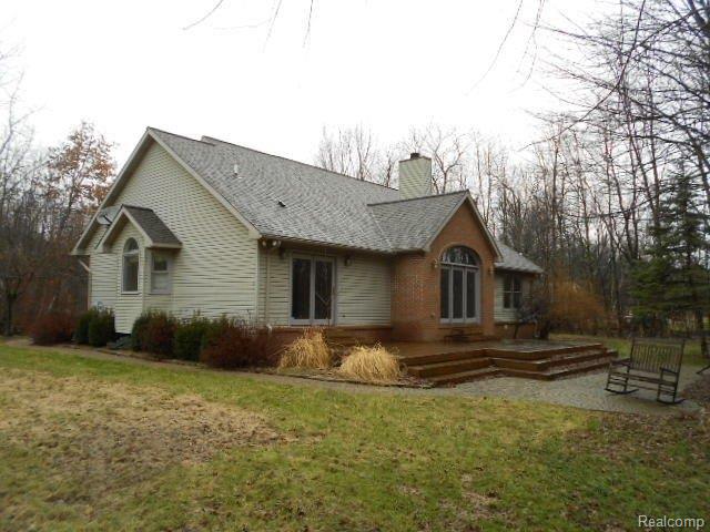 725 West Leonard Road Leonard, MI 48367 - Photo 20 of 20 725 W. Leonard 006.jpg