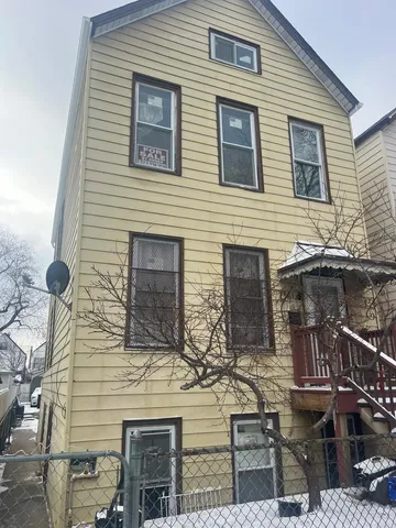 $149,000 | 4932 South Winchester Avenue, Chicago, IL 60609