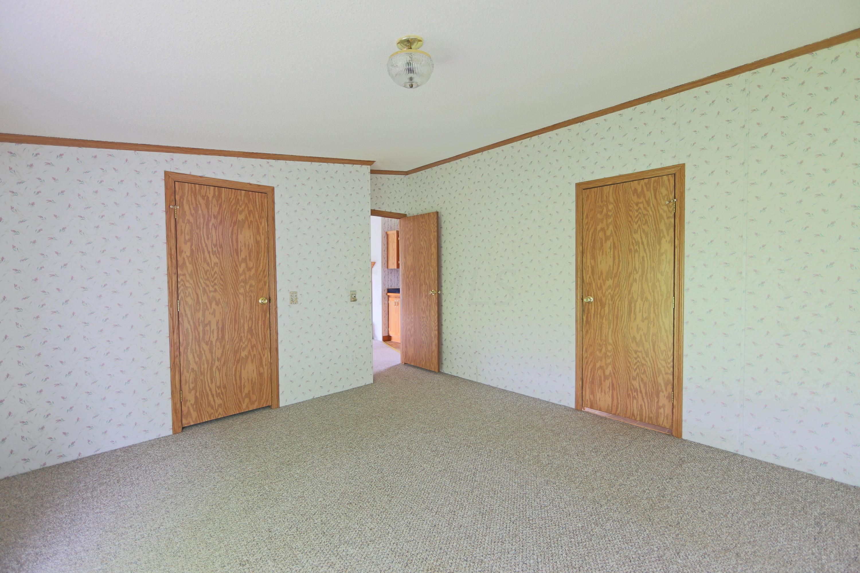 12084 Bryant Road Mount Vernon, OH 43050 - Photo 13 of 28 Gallery Image 13