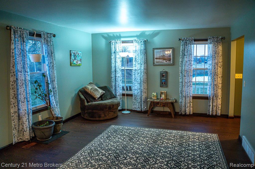 11375 East Carpenter Road Davison, MI 48423 - Photo 8 of 26