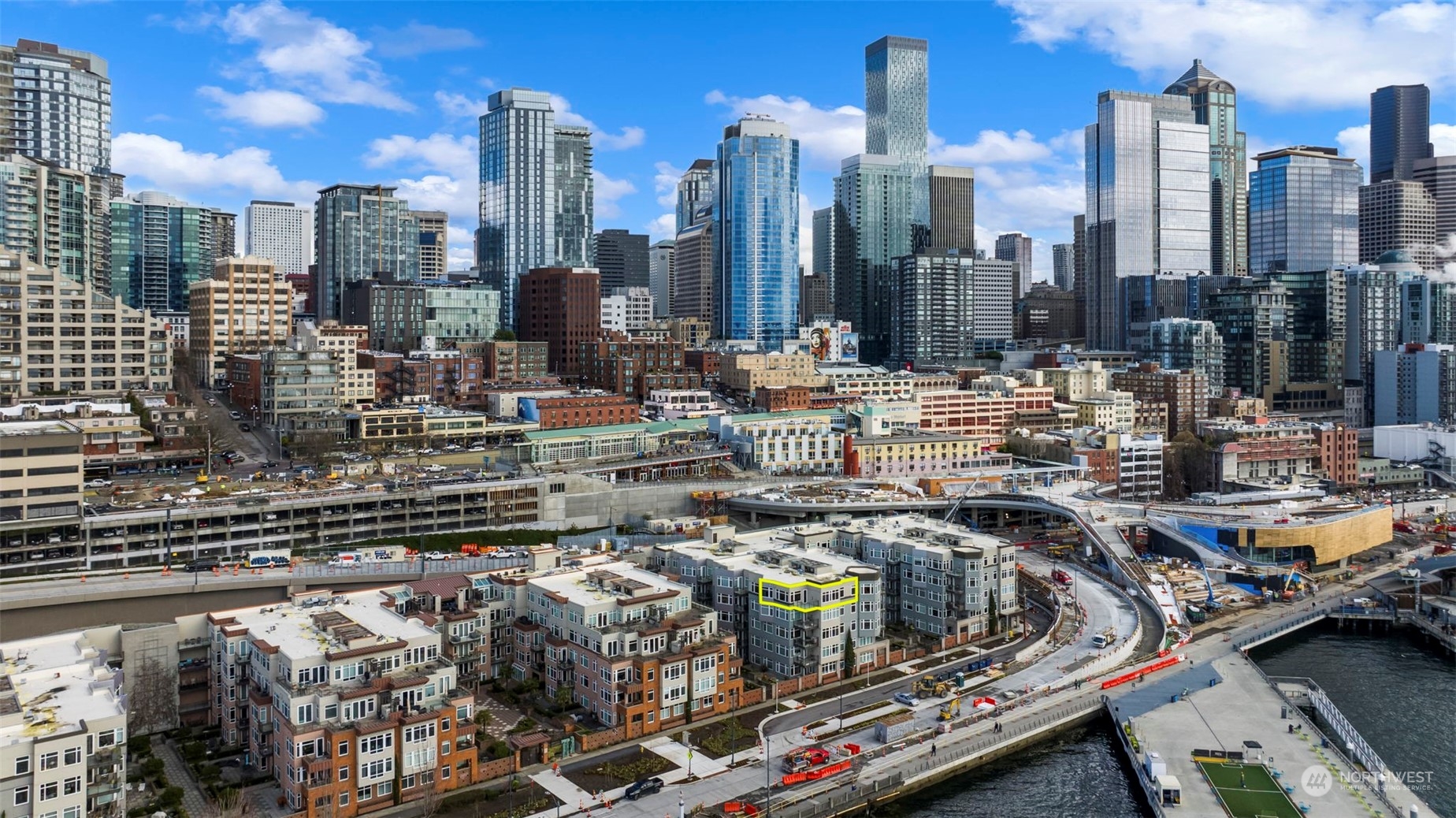 1900 Alaskan Way, Unit 516 Seattle, WA 98101 - Photo 34 of 40 a picture of city view