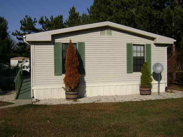 94 East Levi Lee Road, Unit 4 Warsaw, IN 46582 - Photo 19 of 23 Gallery Image 19