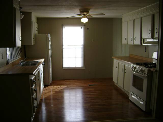 94 East Levi Lee Road, Unit 4 Warsaw, IN 46582 - Photo 3 of 23 Gallery Image 3
