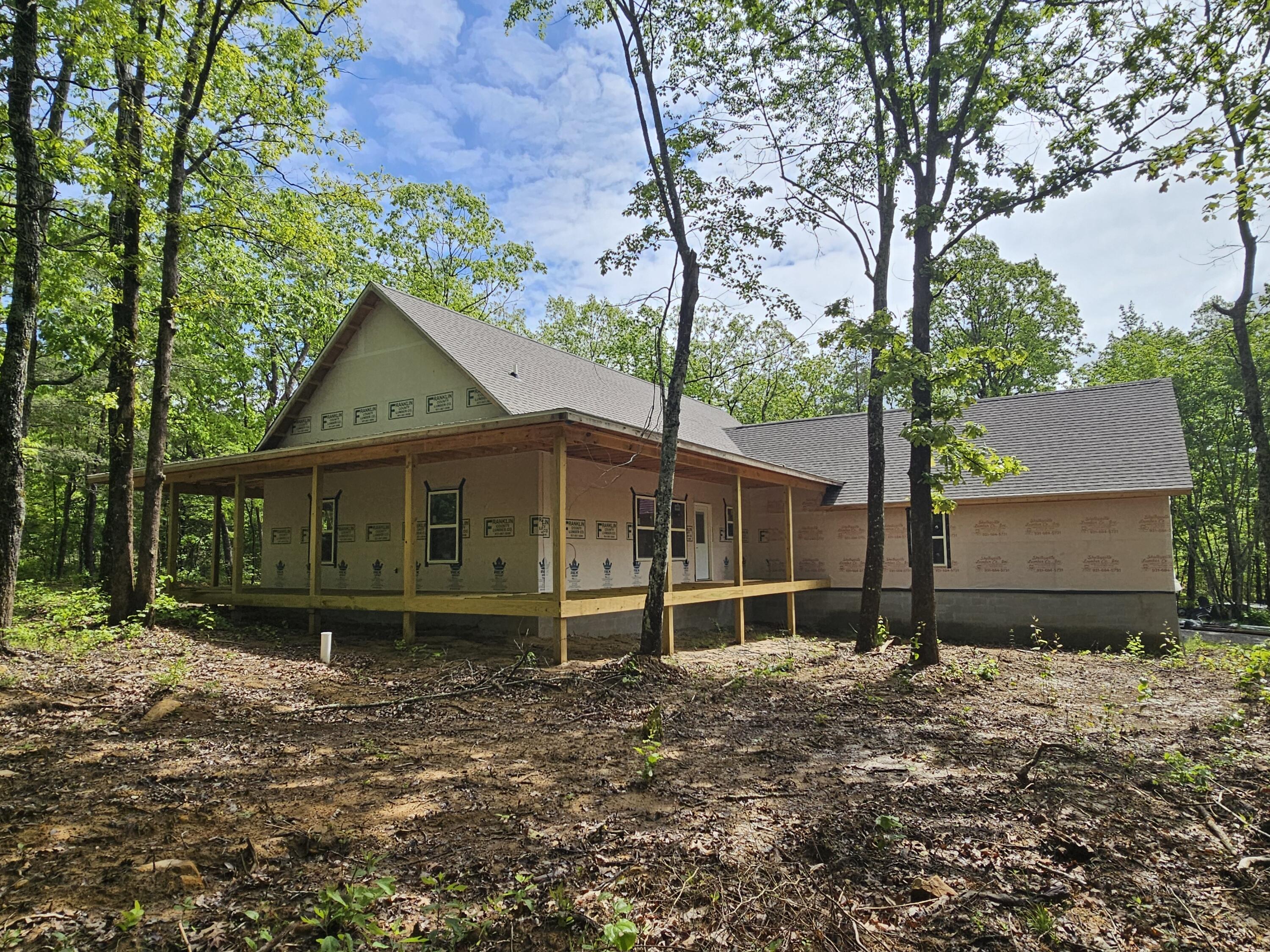 488 Hunters Trail Way, Unit 102 Altamont, TN 37301 - Photo 3 of 38 1000023464