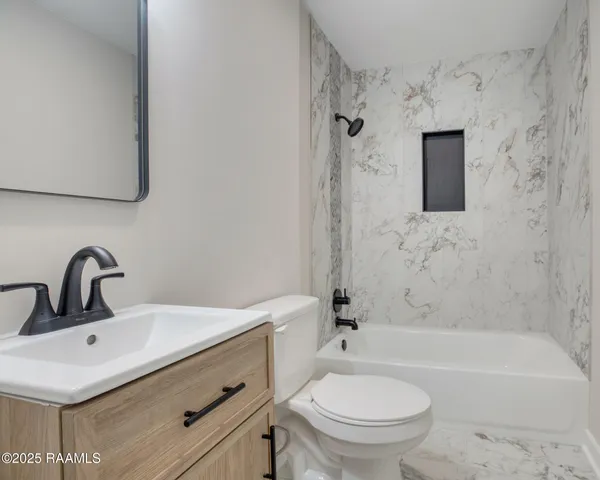 $260,000 | 109 Steven Street, New Iberia, LA 70560