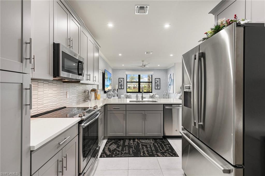 7357 Rockefeller Drive Naples, FL 34119 - Photo 10 of 31 Gallery Image 10