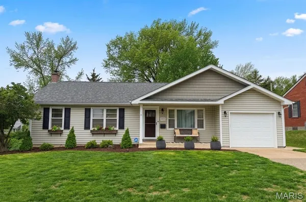 $335,000 | 1901 West Adams Street, St. Charles, MO 63301