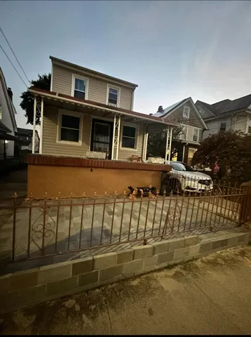 $987,000 | 218-34 104th Avenue | Queens Village