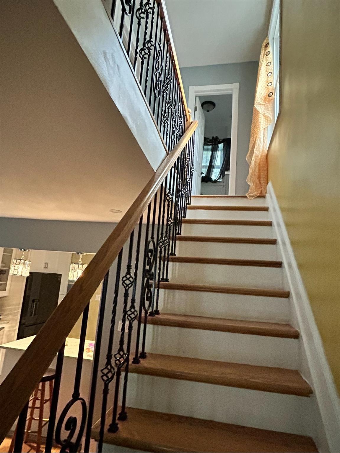 218-34 104th Avenue Queens, NY 11429 - Photo 10 of 27 View of staircase