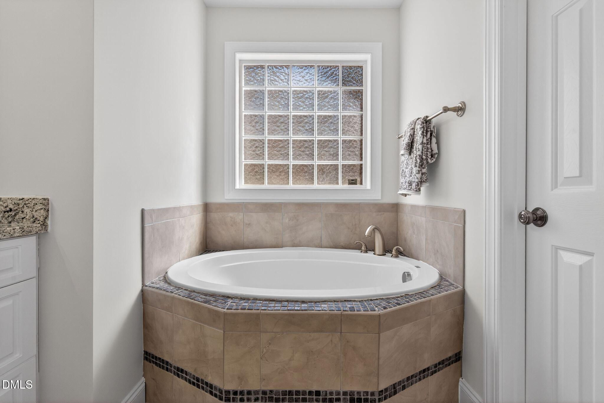 180 Normandy Road Louisburg, NC 27549 - Photo 41 of 73 Bathtub Dream