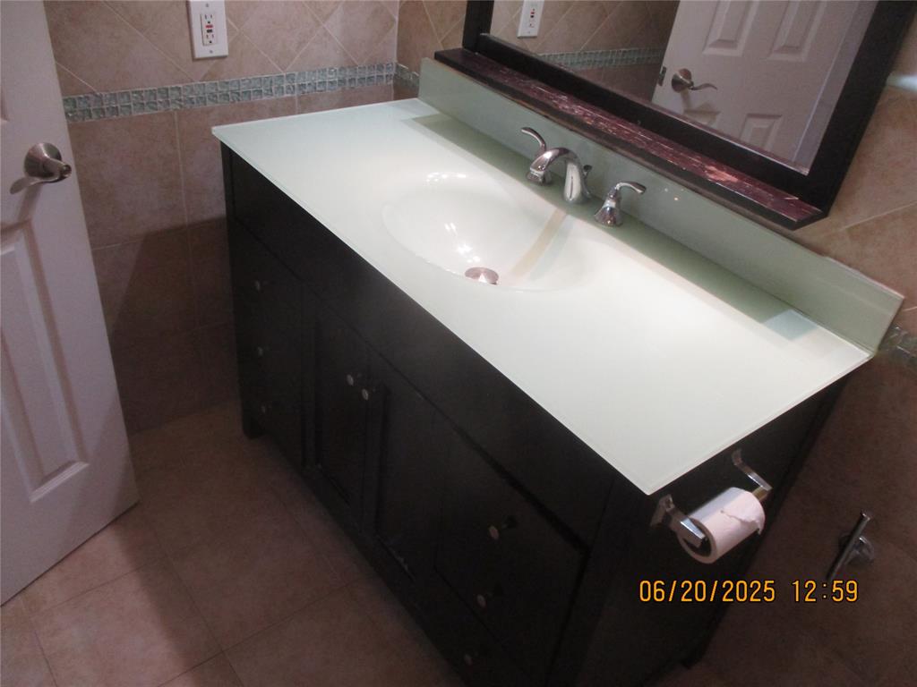 2651 South Course Drive, Unit 404 Pompano Beach, FL 33069 - Photo 22 of 40 a view of entryway