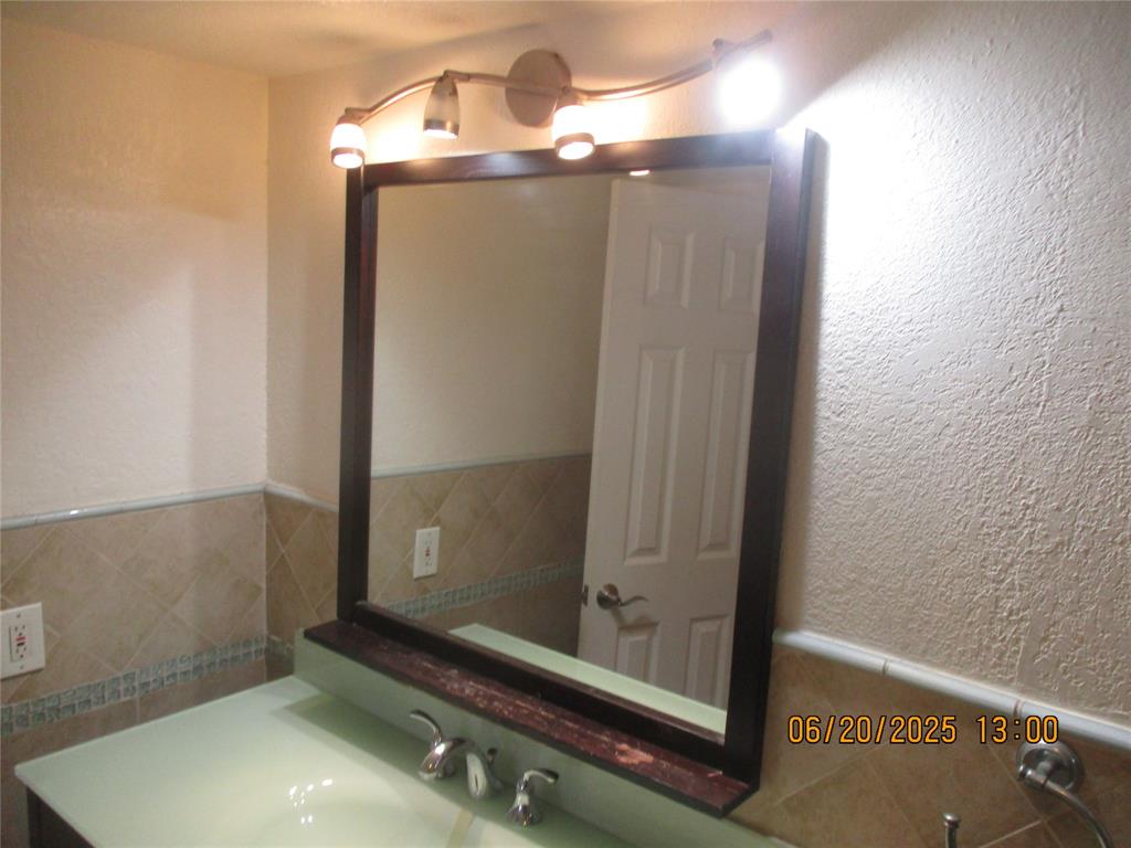 2651 South Course Drive, Unit 404 Pompano Beach, FL 33069 - Photo 23 of 40 a view of an empty room