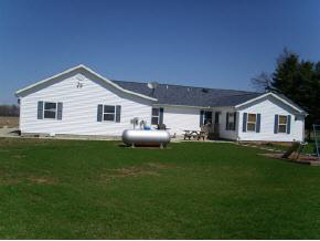 8577 1st Road Bremen, IN 46506 - Photo 2 of 6