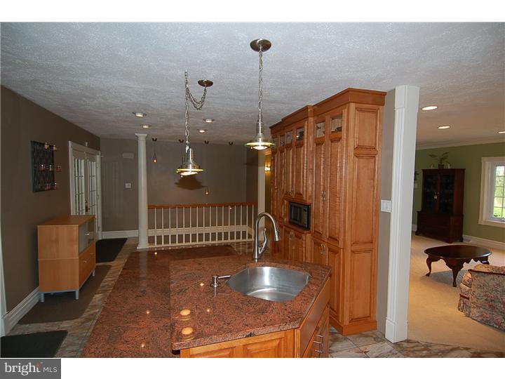 550 Mine Road, Unit RD Lebanon, PA 17042 - Photo 3 of 22 Kitchen