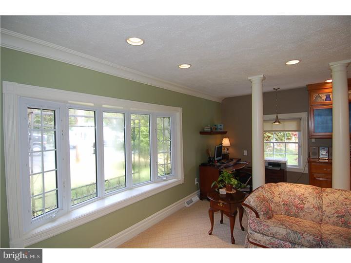 550 Mine Road, Unit RD Lebanon, PA 17042 - Photo 6 of 22 Living Room