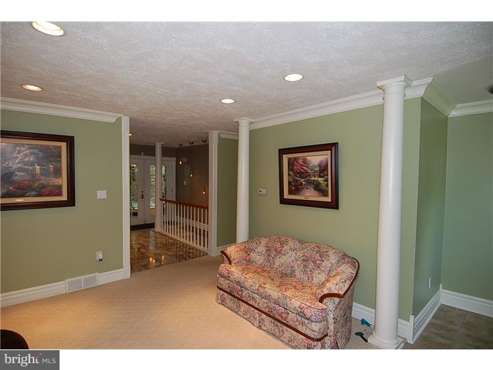 550 Mine Road, Unit RD Lebanon, PA 17042 - Photo 7 of 22 Living Room