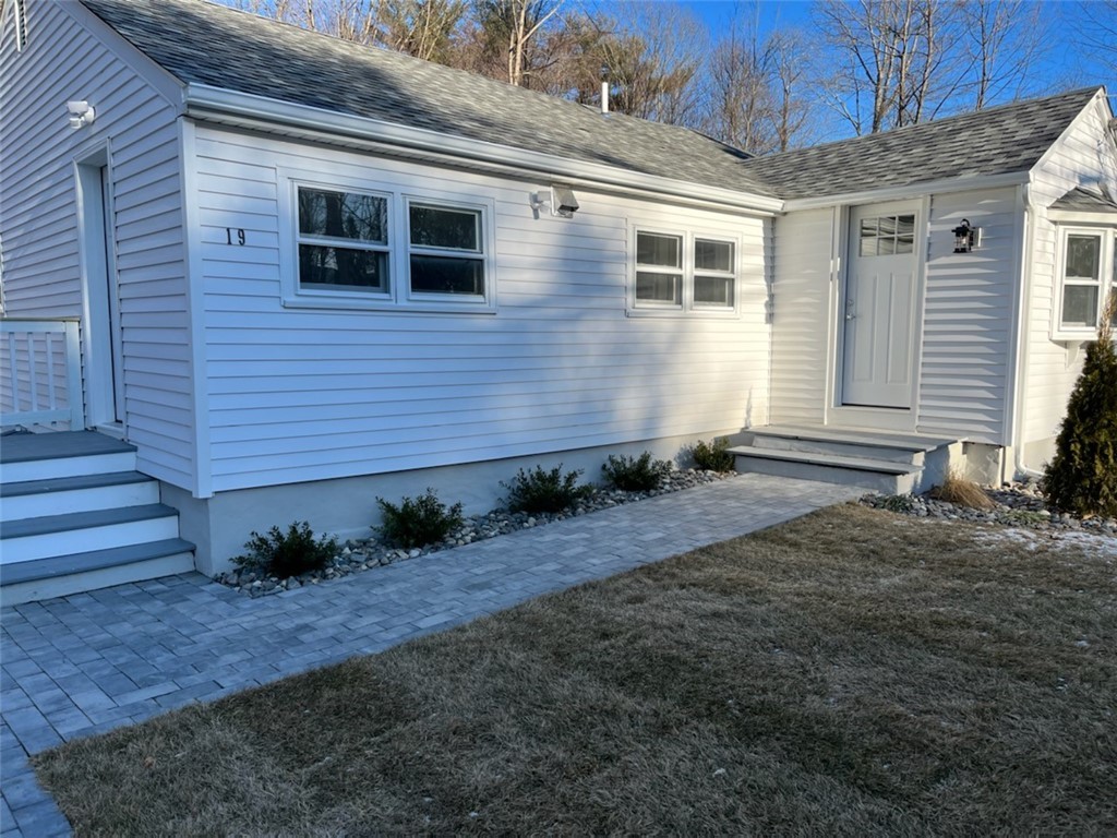 19 Pole Bridge Road Scituate, RI 02857 - Photo 1 of 25