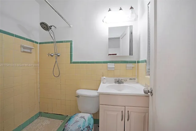 a view of bathroom with shower