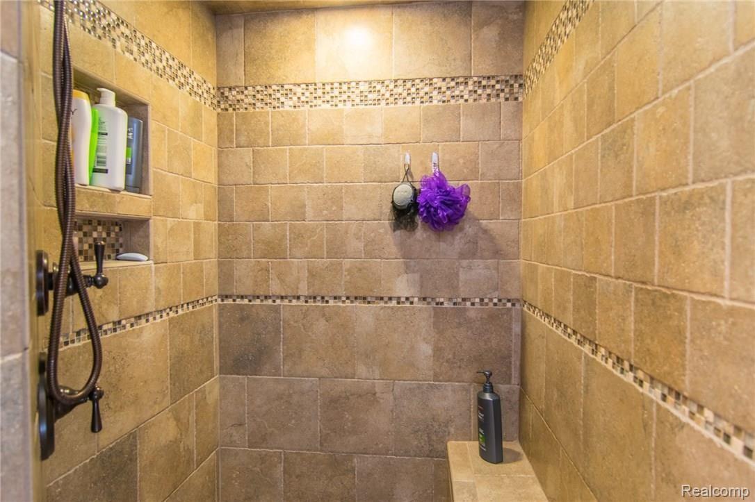 5628 John R Road Troy, MI 48085 - Photo 32 of 62 DSC_2763.jpg