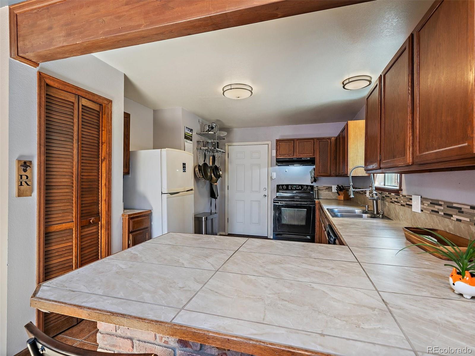 10852 Conifer Mountain Road Conifer, CO 80433 - Photo 13 of 47