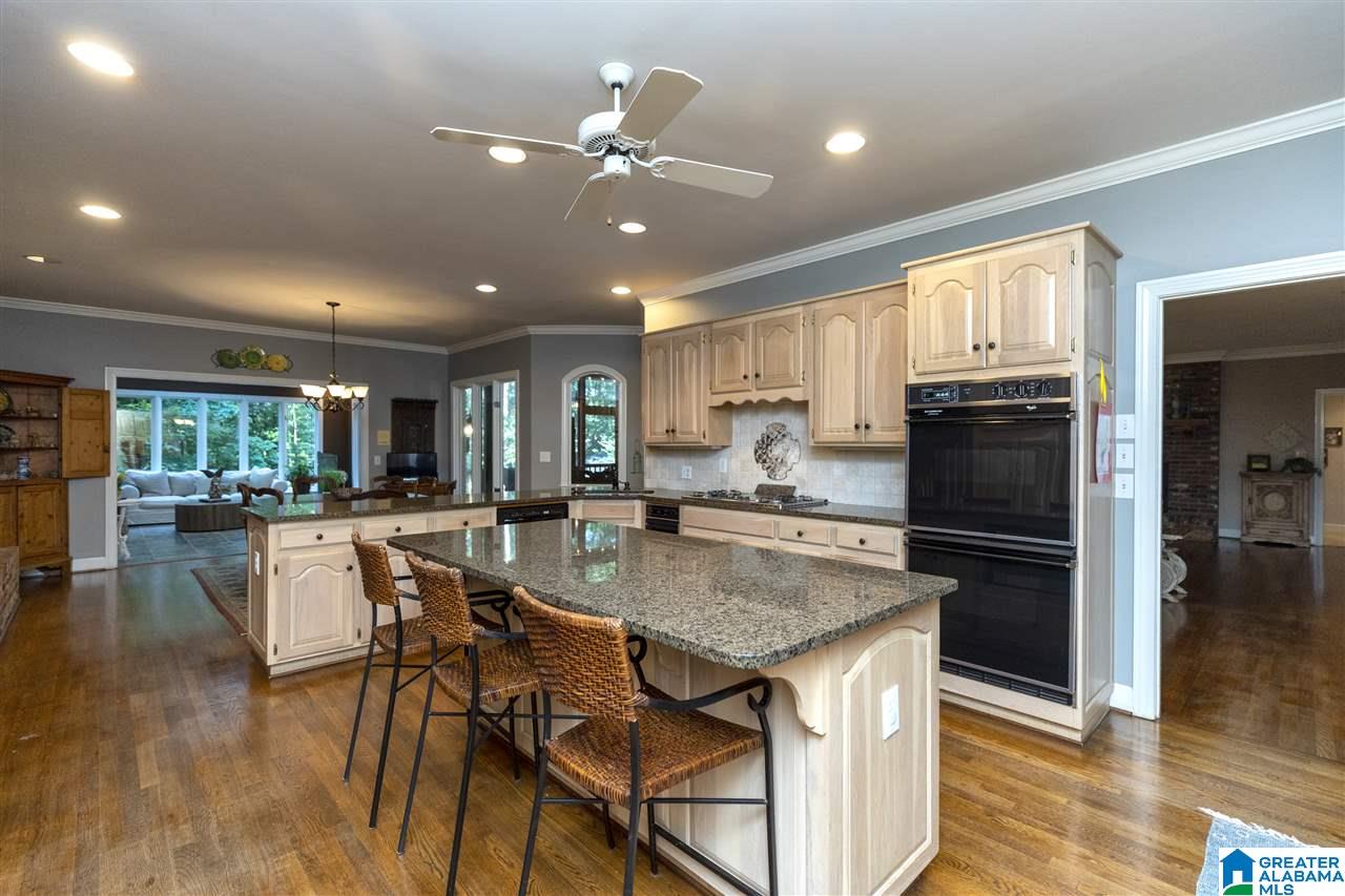 2332 Country Ridge Drive Birmingham, AL 35243 - Photo 11 of 50