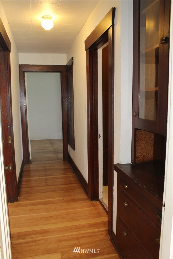 428 Williams Avenue South Renton, WA 98057 - Photo 14 of 35
