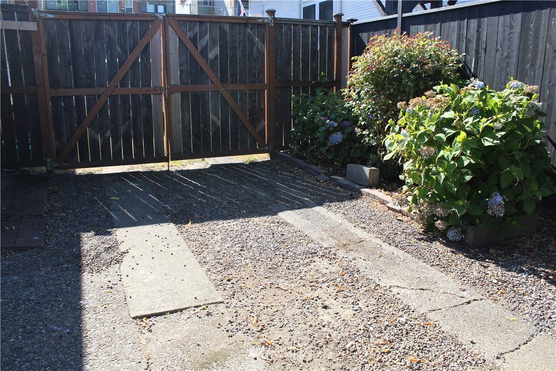 428 Williams Avenue South Renton, WA 98057 - Photo 31 of 35