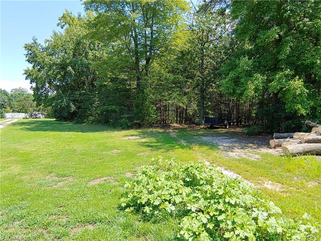 120 Haynes Road Summerfield, NC 27358 - Photo 4 of 21 Gallery Image 4