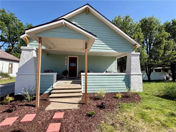 $196,000 | 524 Parker Avenue, Osawatomie, KS 66064